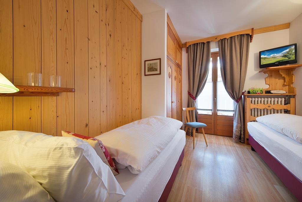 Hotel Posta Livigno Exteriér fotografie