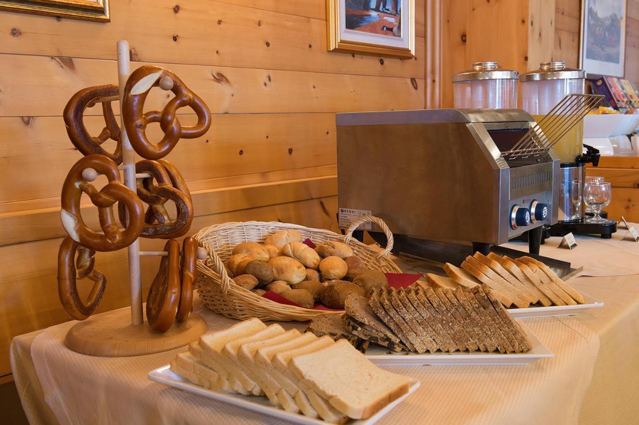 Hotel Posta Livigno Exteriér fotografie